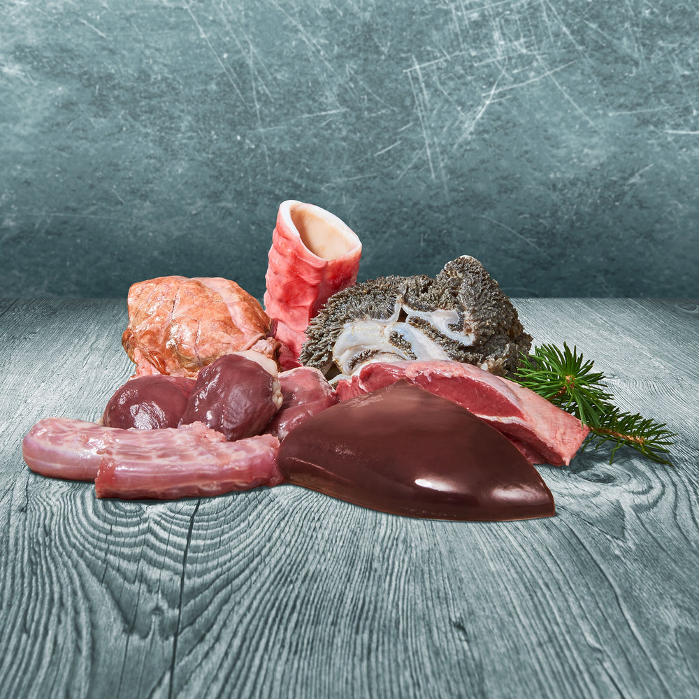Rohe BARFER’S Fleisch-Mix Wild, Lamm, Rind & Geflügel Zutaten im Überblick – Hirschfleisch, Lammpansen, Hühnerhals, Rinderlunge, Lammleber und Putenherz