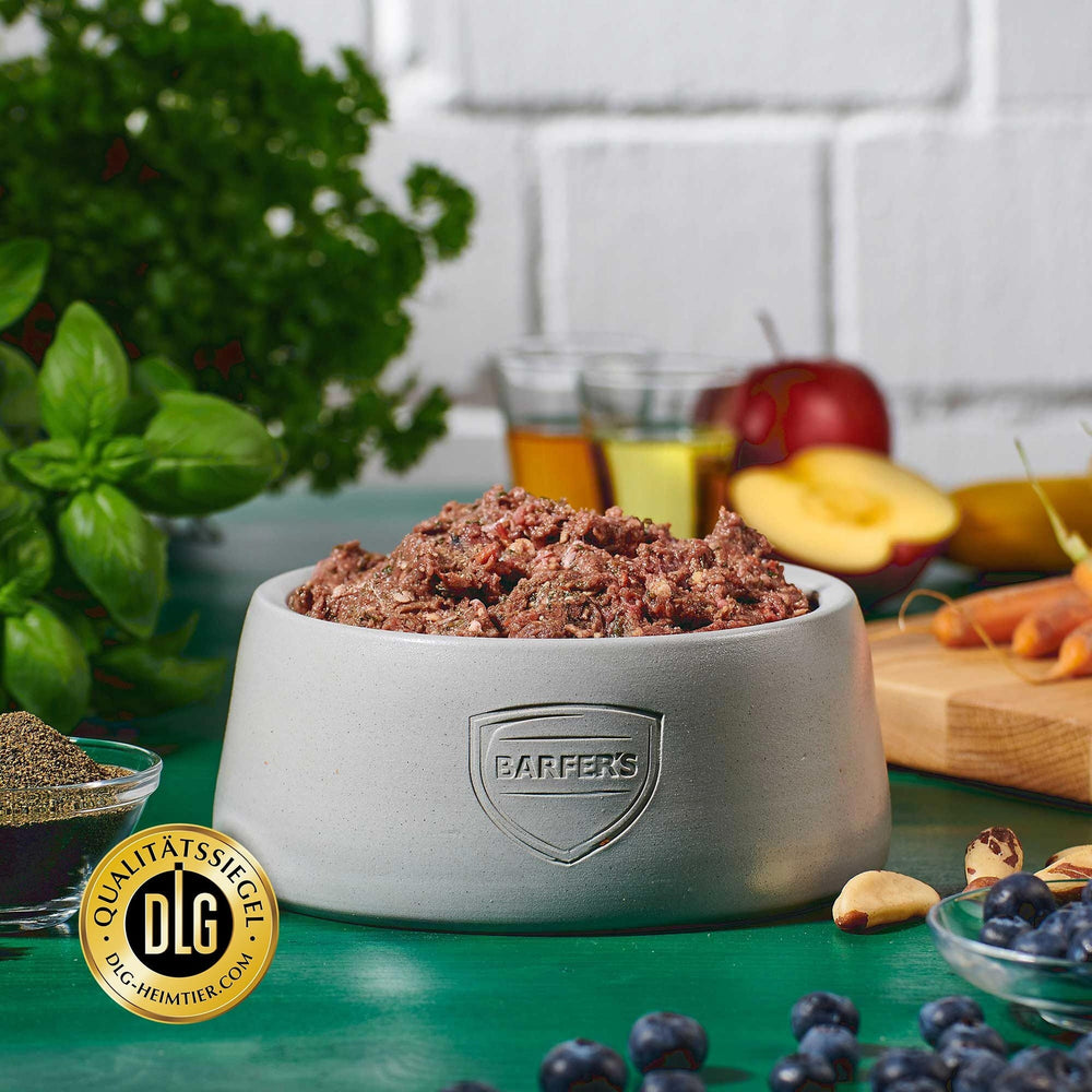 BARFER’S Komplett-Mix Pferd im Napf – vollwertiges Fertigbarf für Hunde mit Pferdefleisch, Gemüse, Obst, hochwertigen Ölen, Mineralien und DLG-Qualitätssiegel