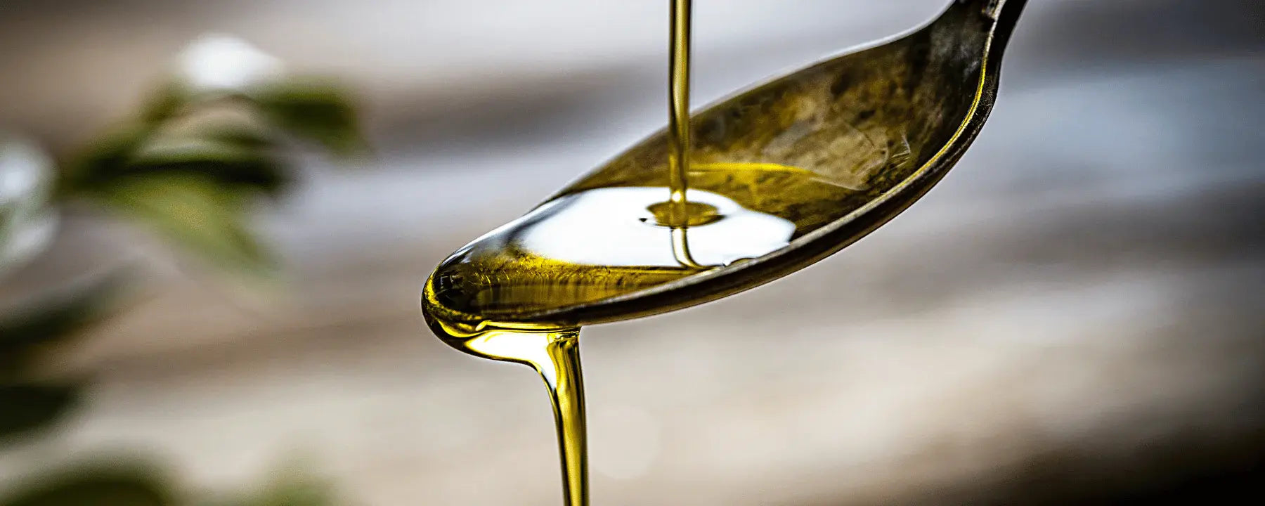 Ein Esslöffel Olivenöl