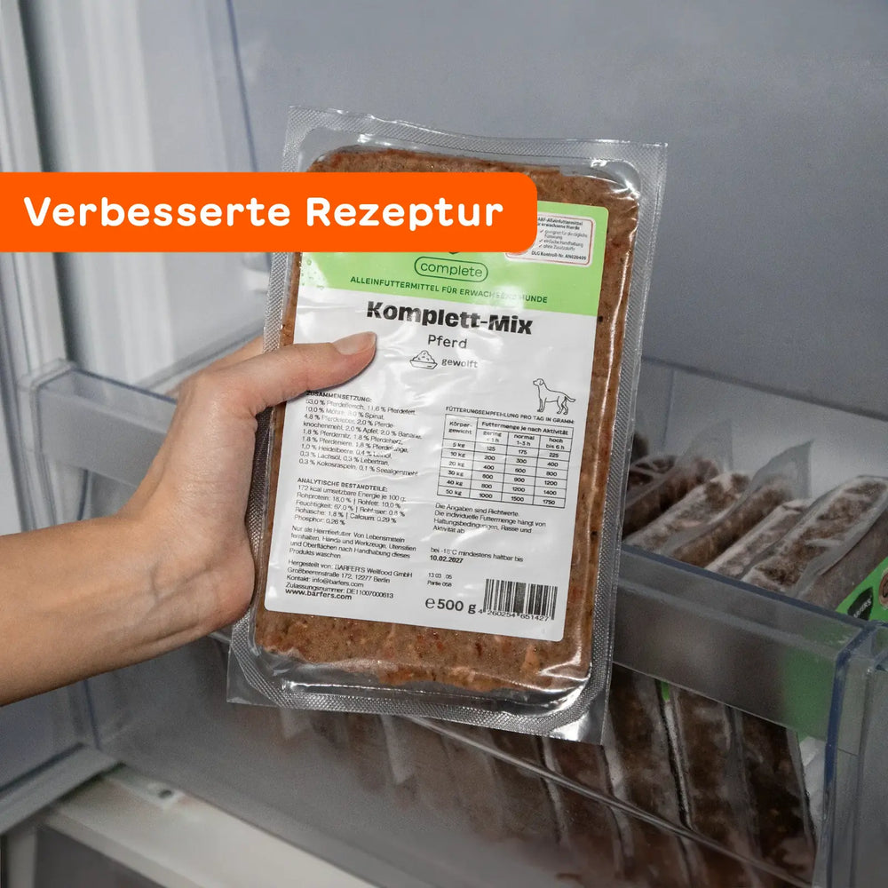 Verbesserte Rezeptur des BARFER’S Komplett-Mix Pferd im Napf – vollwertiges Fertig-BARF für Hunde mit Pferdefleisch, Pferdeknochenmehl, Gemüse, Obst, hochwertigen Ölen, Mineralien und DLG-Qualitätssiegel