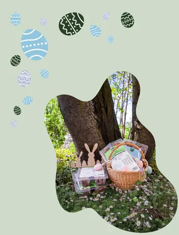 Osterkorb mit BARF-Produkten unter einem Baum im Grünen, daneben Holzhase und Ostereier-Dekoration auf pastellgrünem Hintergrund mit schwebenden Ostereiern